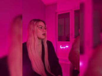 James-Eva0 webcam model stream image