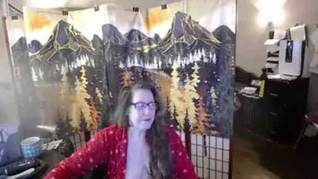 Ireallysquirt webcam stripchat model stream image