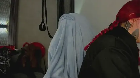 selene_red_ webcam model stream image