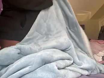 BigKittyRaven webcam model stream image