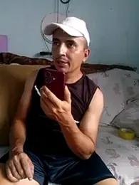 Bmwhot webcam model stream image