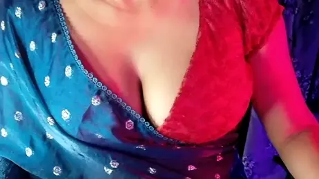 SilkenSundari webcam model stream image