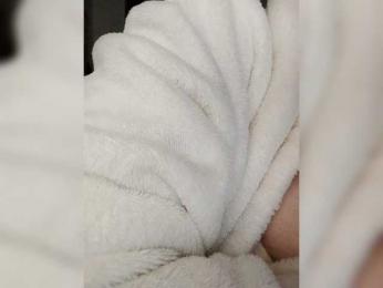 Merry_Kitties webcam bongacams model stream image