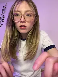 ReenKitty webcam stripchat model stream image