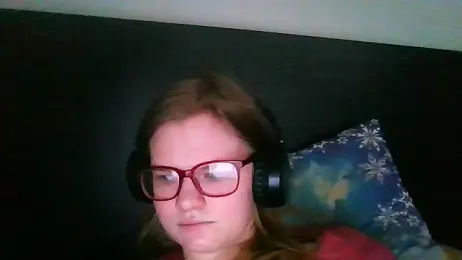 Moonolighta webcam model stream image