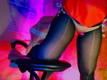 Mifika-1 webcam bongacams model stream image