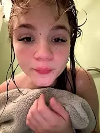 Cutiepiespanks webcam stripchat model stream image