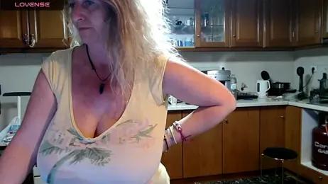 JennaDeluxe webcam model stream image