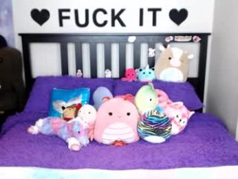 mackenziewolfe webcam model stream image