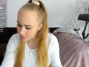 glowing_blonde webcam model stream image