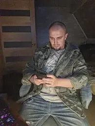 Foxyshaved webcam model stream image