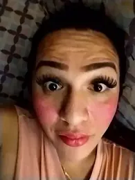 Yourbabyshane webcam model stream image