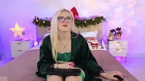 Jules_night webcam model stream image