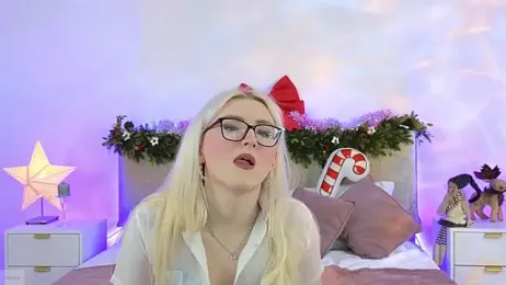 Jules_night webcam model stream image