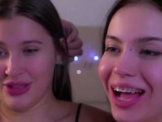 leilagladish webcam model stream image