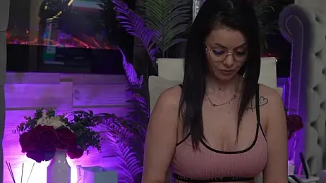 SeductiveMom webcam model stream image