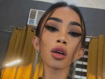 XyraOxford webcam model stream image