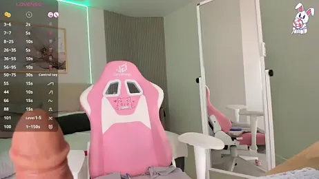 VirginChloe webcam model stream image