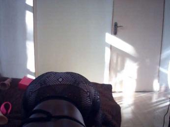 milamocha webcam bongacams model stream image