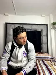 MR_MUSCLE webcam model stream image