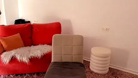 Milf-Ella webcam model stream image