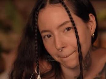 effylowell_ webcam model stream image