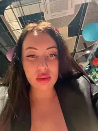 AndreaMood webcam model stream image