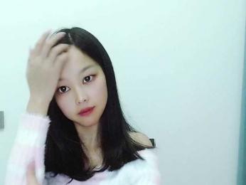 Selinababy99 webcam model stream image