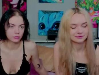 oseaan webcam model stream image