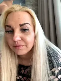 MIA-XXX webcam model stream image