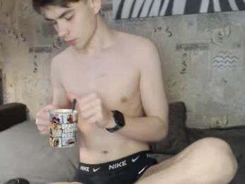 cute_oliver webcam chaturbate model stream image