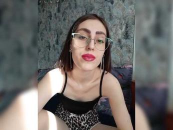 kiska-kira webcam model stream image