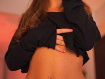 KyssaraPlay webcam bongacams model stream image