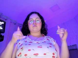 shylysweet webcam model stream image