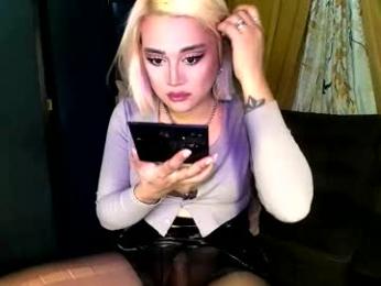 kylie_iyutera webcam chaturbate model stream image