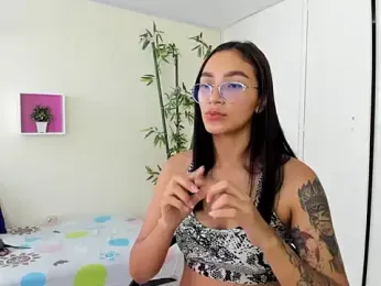 ASIAM_BRUNET webcam model stream image