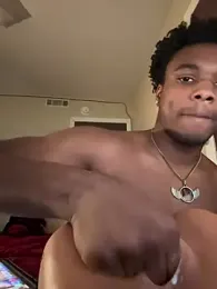 Bigdicktrick227 webcam model stream image