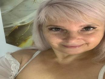 HollaFabel webcam livejasmin model stream image