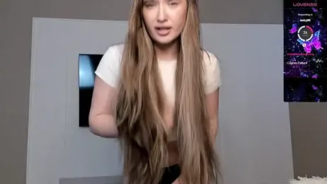 Holly_Molii webcam model stream image