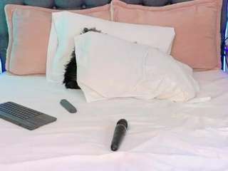 rouse-marrie webcam model stream image