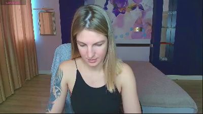 EmilyWalkeri webcam cam4 model stream image