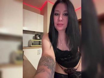 Lune webcam model stream image