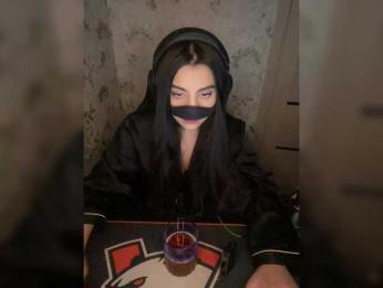 Aloeloea webcam bongacams model stream image