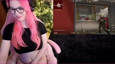 Maya_Viola webcam model stream image