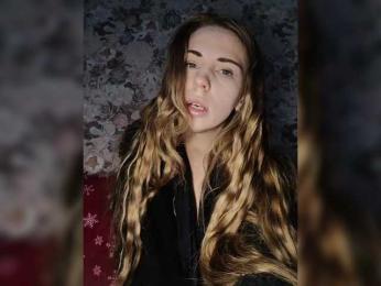 ---kisa25_ webcam model stream image