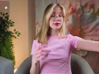 odelyncure webcam chaturbate model stream image