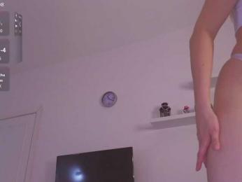 Alwaysfrida webcam model stream image