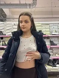 KittyQueeny webcam stripchat model stream image