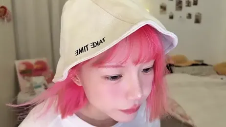 Komorebi-cc webcam model stream image