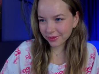 milly_shy webcam chaturbate model stream image